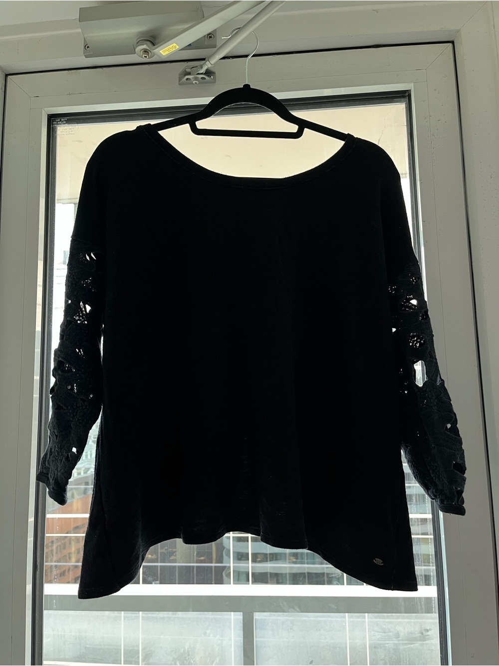 American Eagle Crossover Open Back Floral Crochet Sleeve Top | Size Large